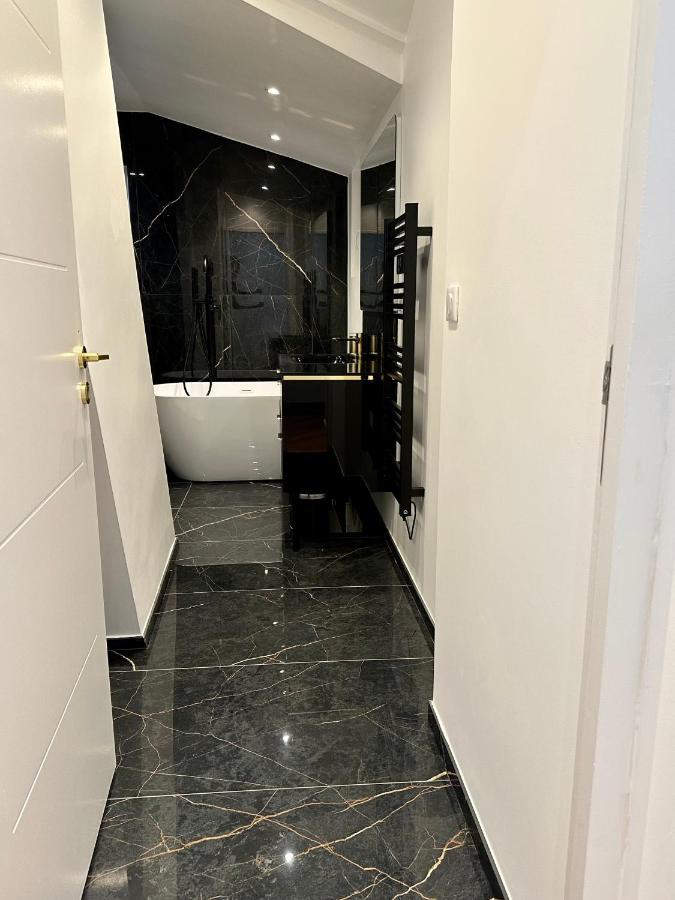 Bel Appartement Avec Parking Au Coeur De Reims Kültér fotó